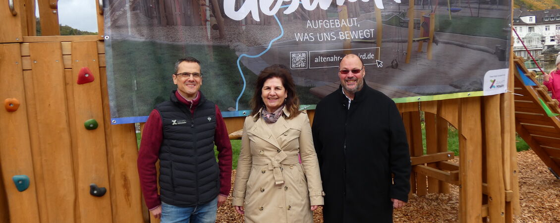 Eröffnung des Spielplatzes Rech