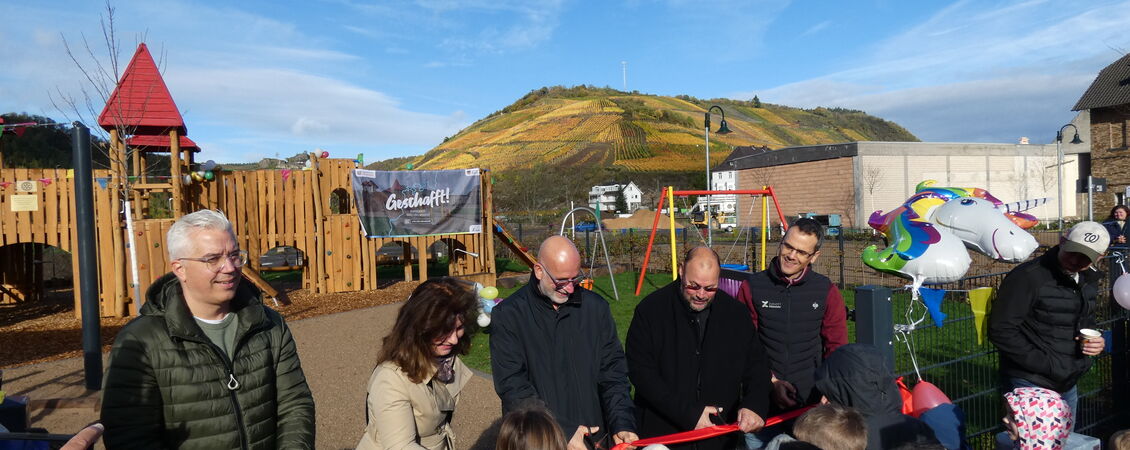 Eröffnung des Spielplatzes Rech