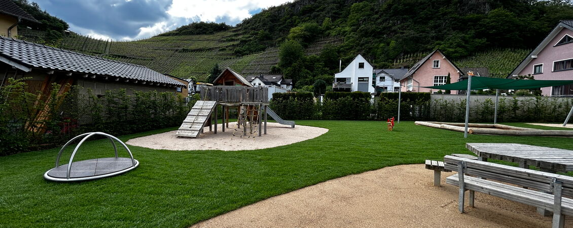 Der neue Spielplatz im Auel in Mayschoß