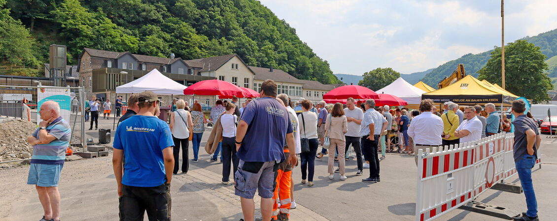 Einweihung der neuen Weinbaubrücke in Dernau