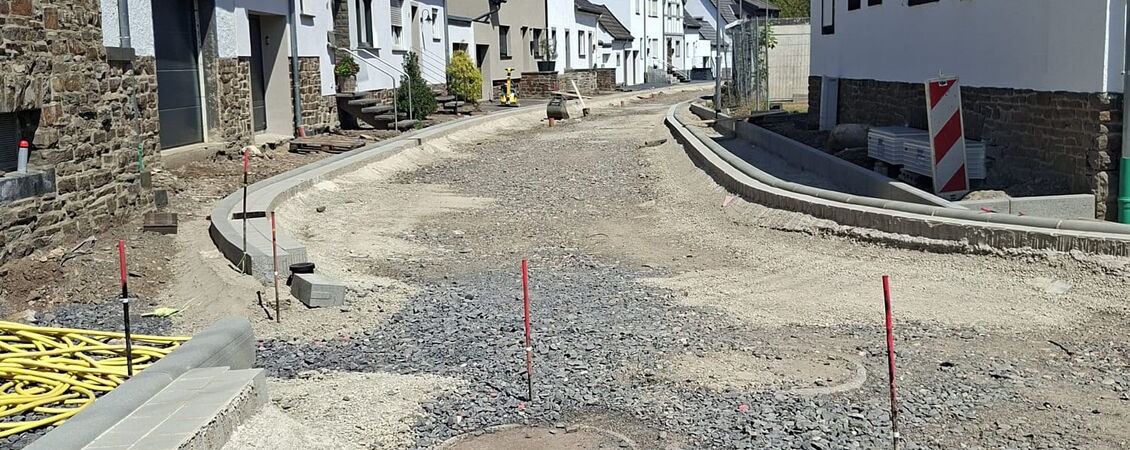 Bauarbeiten am Straßenkörper "Am Brunnen" in Altenahr