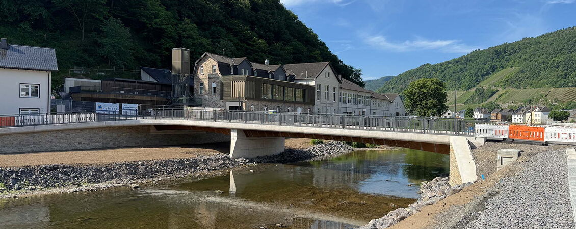 Weinbaubrücke in Dernau