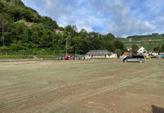 Sportplatz Dernau