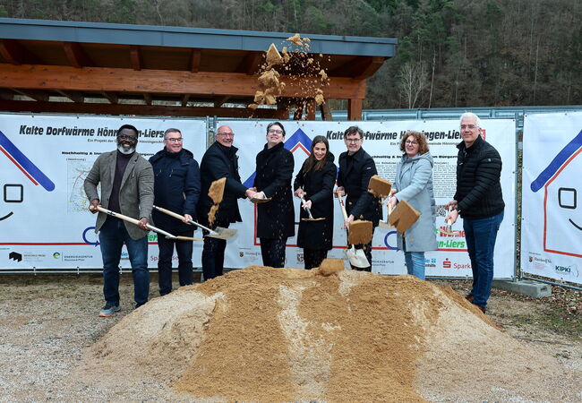 Spatenstich für das kalte Nahwärmenetz in Liers