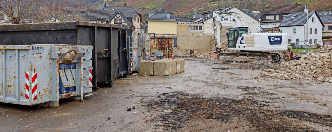 Abbruch Grundschule mit Sporthalle Dernau (Dezember 25)